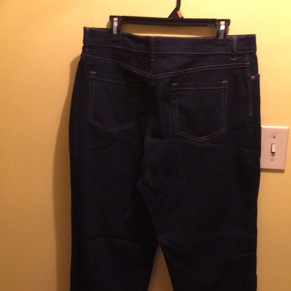 Ladies Vanderbilt jeans - Picture 3 of 3